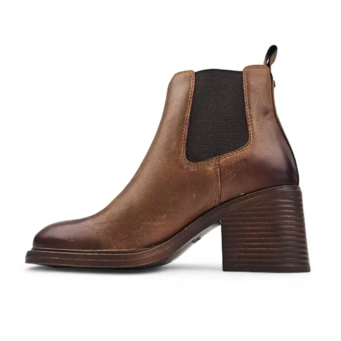 Varsity - Women's Block Heel Leather Chelsea Boots - Image 8