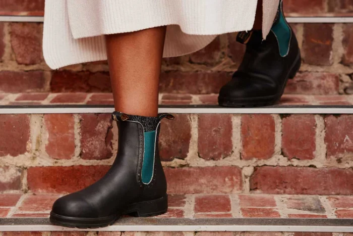 Blundstone 2320 Black Teal High Top Chelsea Boots - Image 2