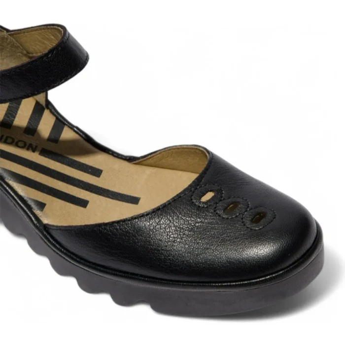 BISO305FLY - Women's Wedge Heel Closed Toe Leather Sandals - Image 3