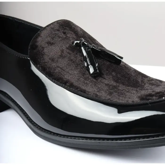 Men's Loafers Slip On Leather Lined Tassel Velvet Detailed Patent Formal Shoe - Image 4